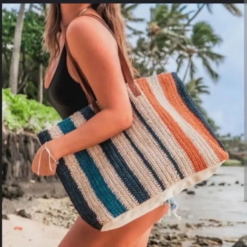 Rays For Days Shoulder Bag - Picture 2 of 9